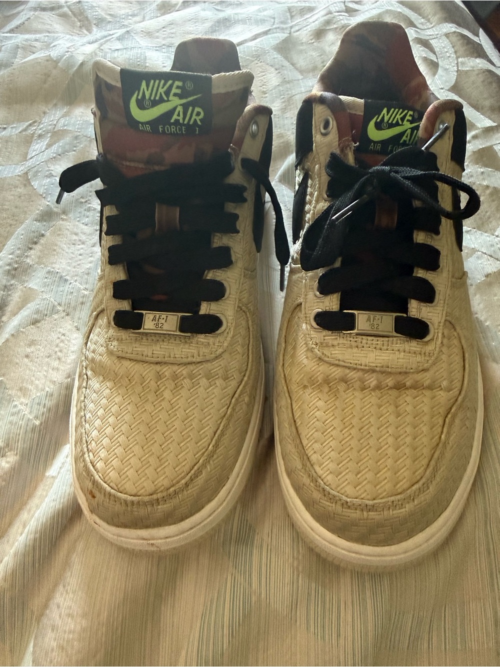 Nike Air Force 1 Woven Low-Top Sneakers - Cream/Black